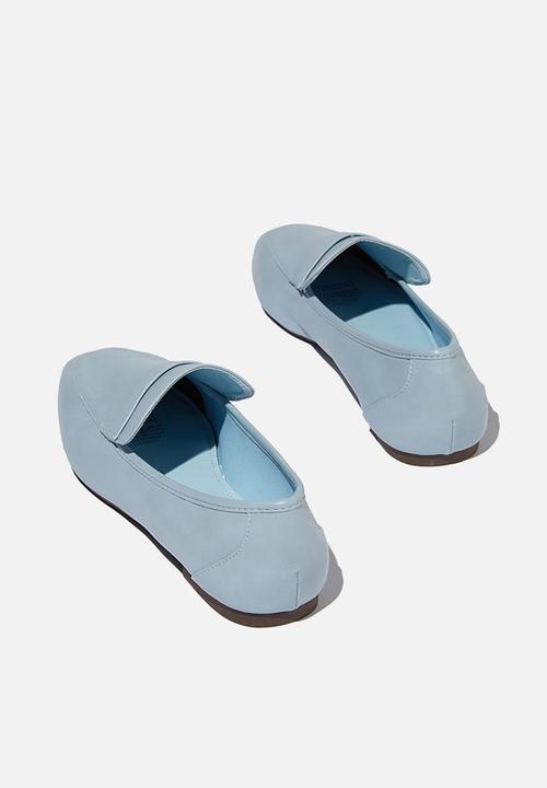 Cotton On - Classic slim loafer - powder blue pu