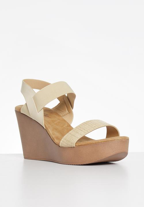 Butterfly Feet - Sandra 1 wedge - beige