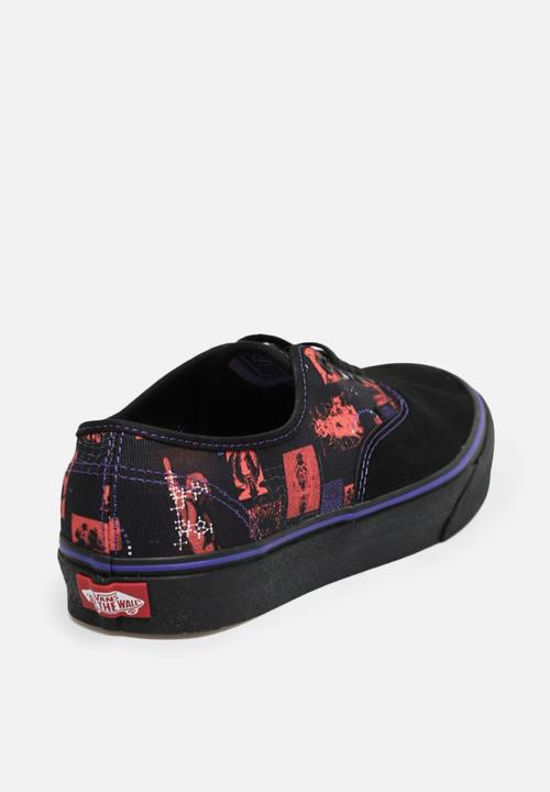 Vans - Authentic - (OTW gallery) ruben martinho