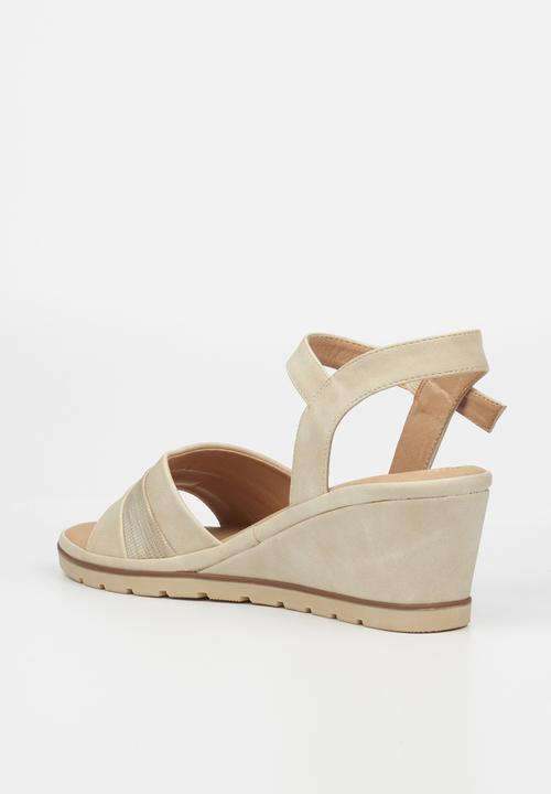 Butterfly Feet - Yasheel 3 wedge - beige