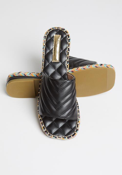 Plum - Debbie padded square toe sandal - black