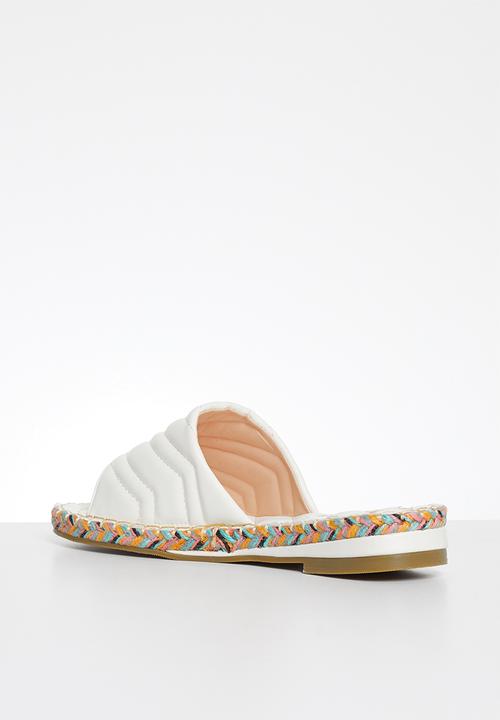 Plum - Debbie padded square toe sandal - white