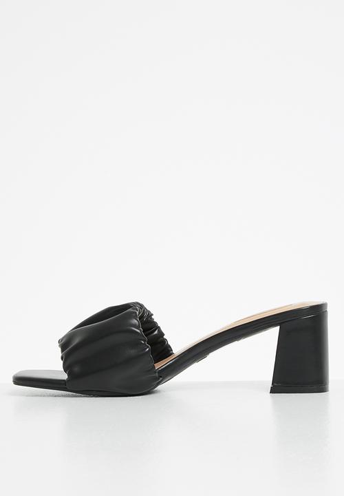 Plum - Cocoa ruched block heel mule - black