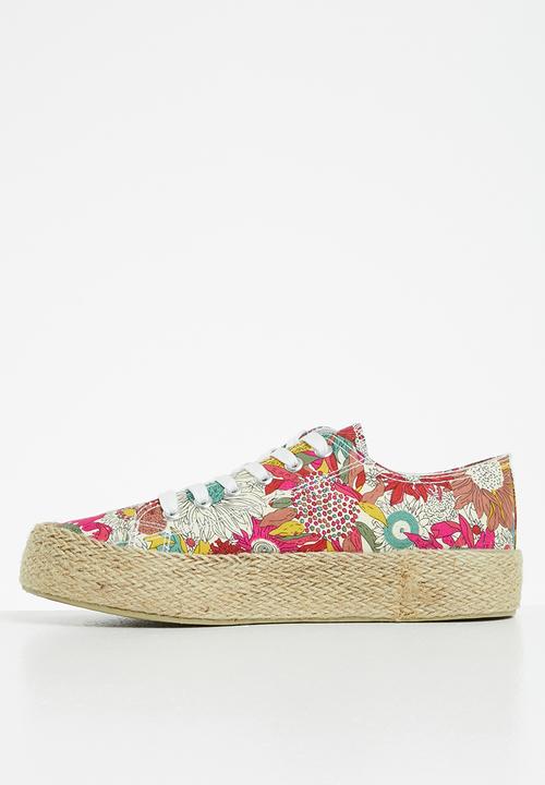 Plum - Zamia espadrille sneaker - red floral