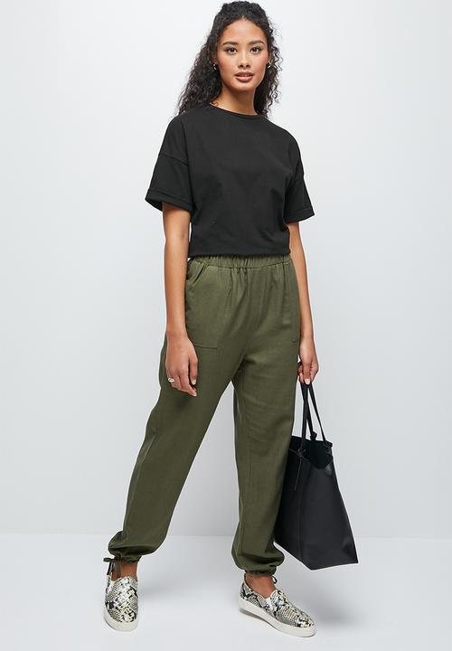 edit - Roll up boxy tee - black