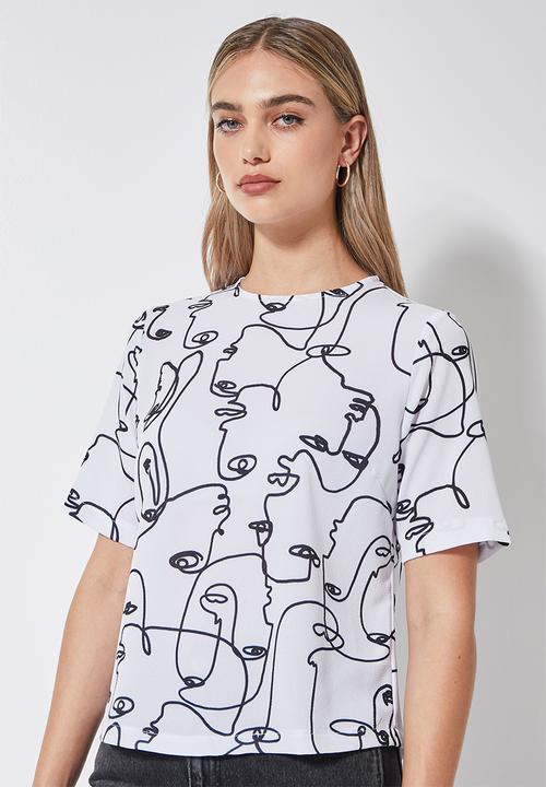 Superbalist - Printed basic woven tee - white & black 