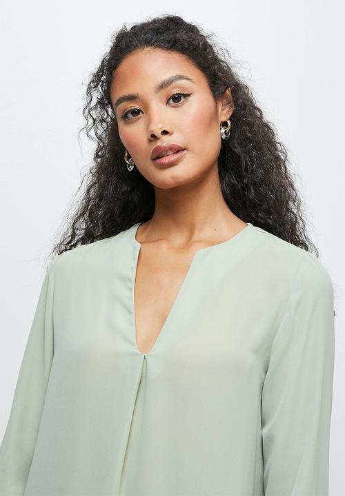 edit - Roll up sleeve notch neck blousee - desert sage