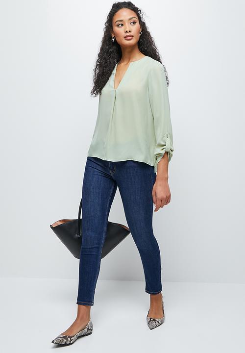 edit - Roll up sleeve notch neck blousee - desert sage