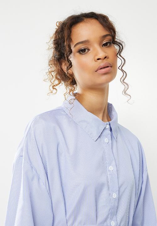 Missguided - Tie waist oversized shirt strip - blue