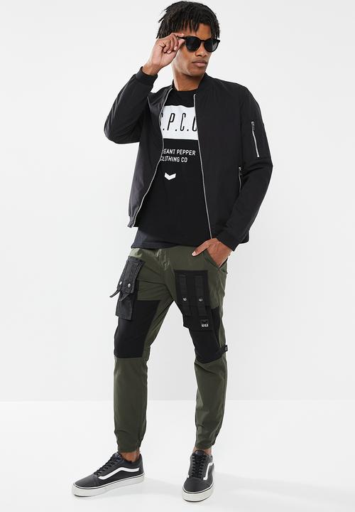S.P.C.C - Trak regular fit straight hem tee - black