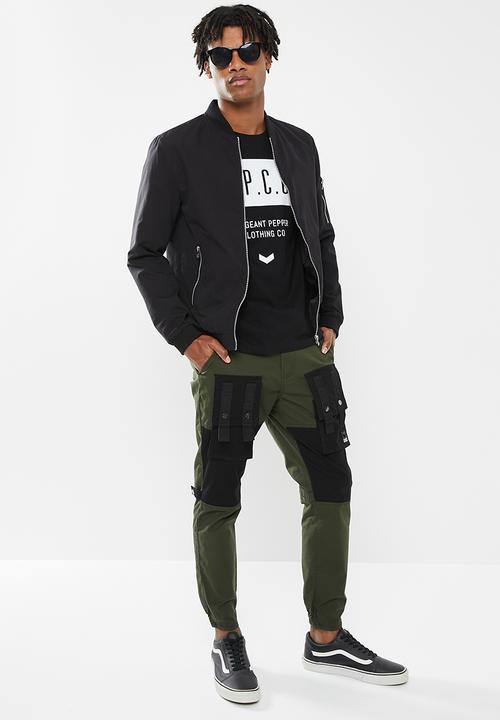 S.P.C.C - Kato regular fit elasticated, cargo woven joggers - green