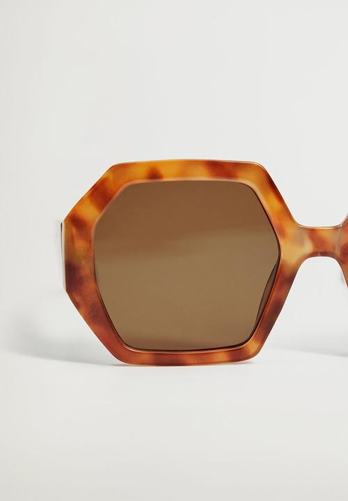 MANGO - Tortoiseshell oversize sunglasses - light chocolate