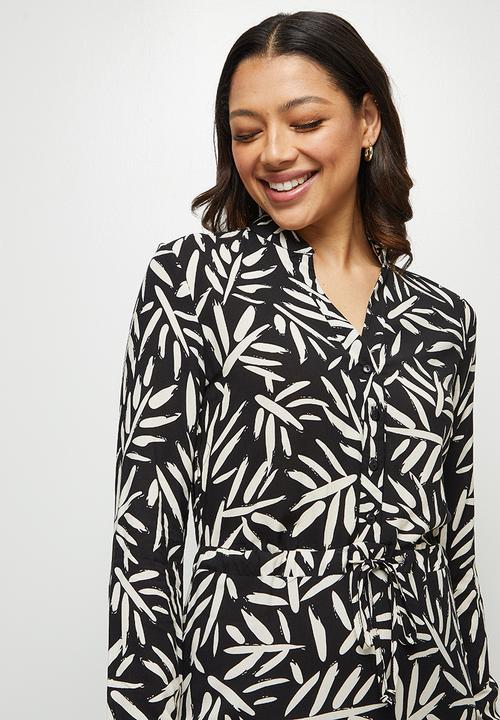 edit - Long sleeve tiered mandarin dress - black & white