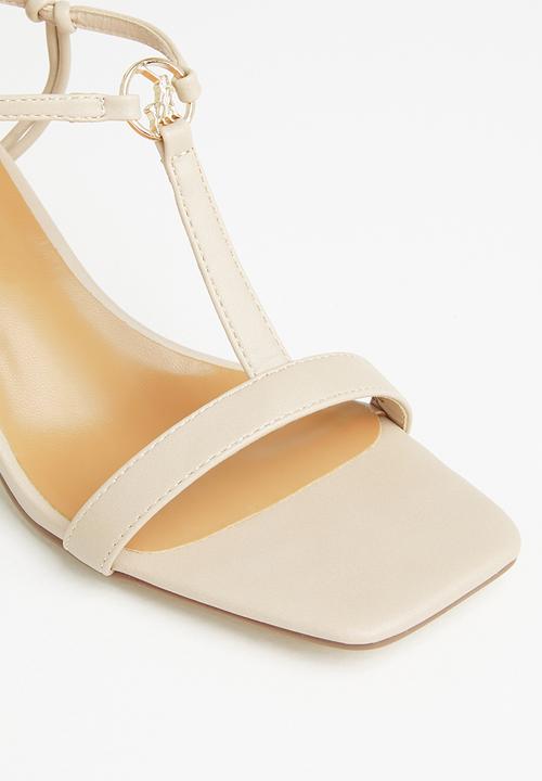 POLO - Darla t-bar block heel sandal - cream