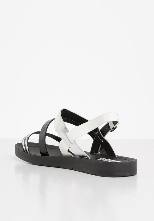 Madison® - Cashe slingback sandal - black & white 