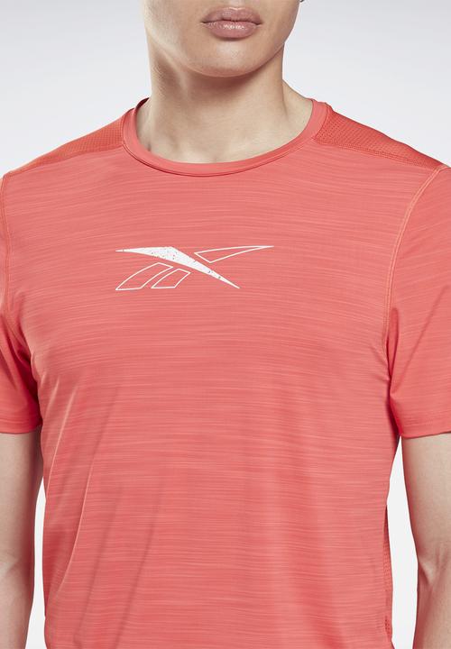 Reebok - Workout Ready Activchill T-Shirt - cherry