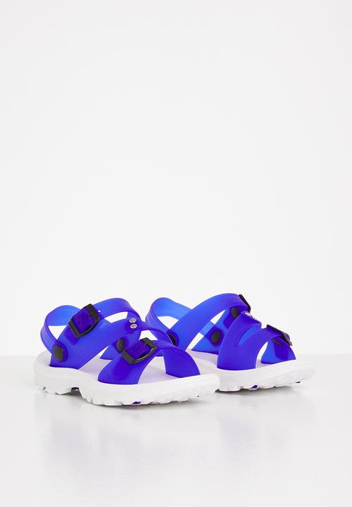 Pop Candy - Boys buckle sandal - blue & white 