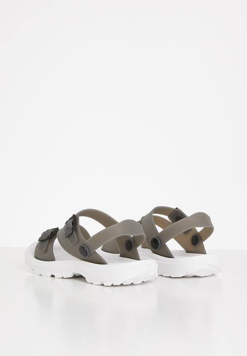 Pop Candy - Boys buckle sandal - grey & white