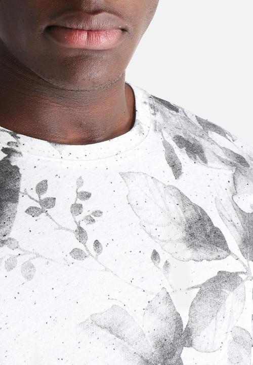 New Look - Floral Nep Tee