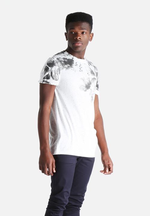 New Look - Floral Nep Tee