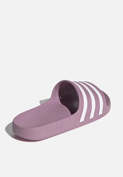 adidas Originals - Adilette aqua - cherry met./ftwr white/cherry met.