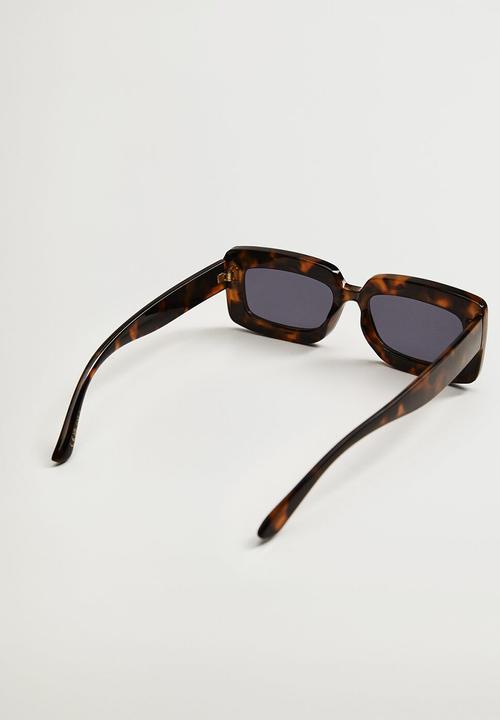 MANGO - Retro style sunglasses - chocolate