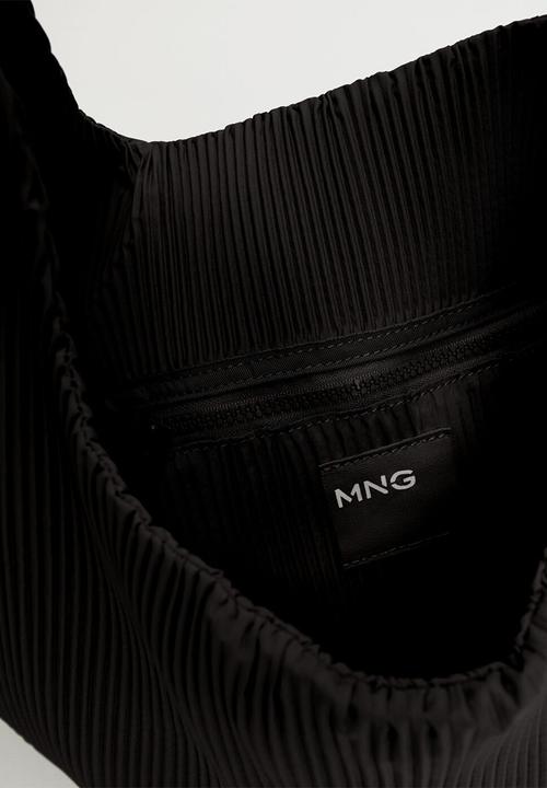 MANGO - Pleated bucket bag - black