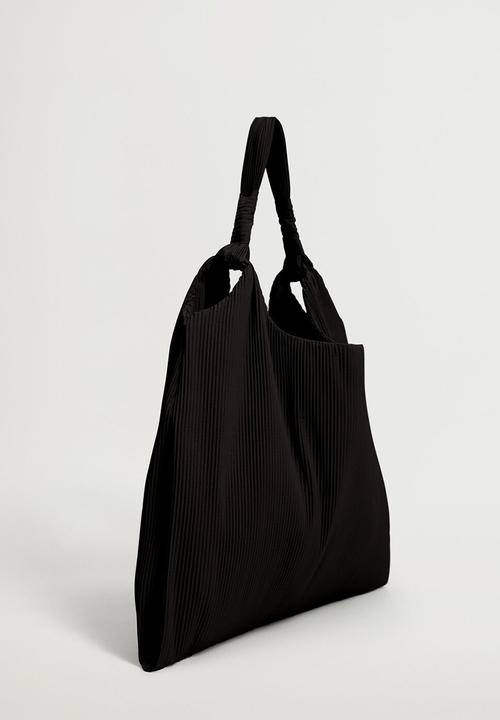 MANGO - Pleated bucket bag - black