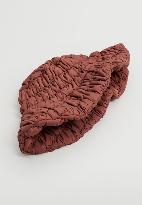 MANGO - Pleated bucket hat - coral red