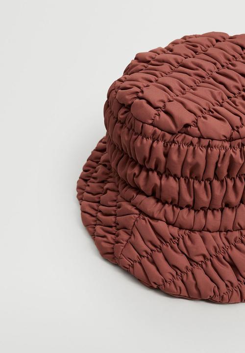 MANGO - Pleated bucket hat - coral red