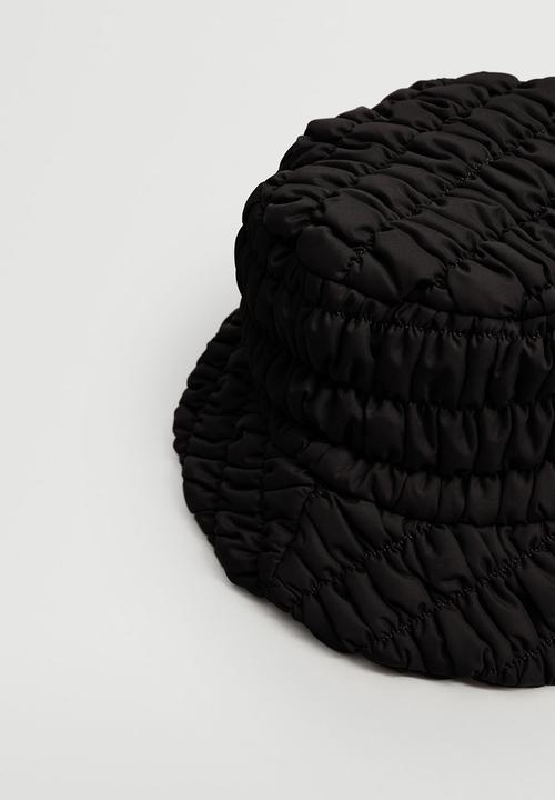 MANGO - Pleated bucket hat - black