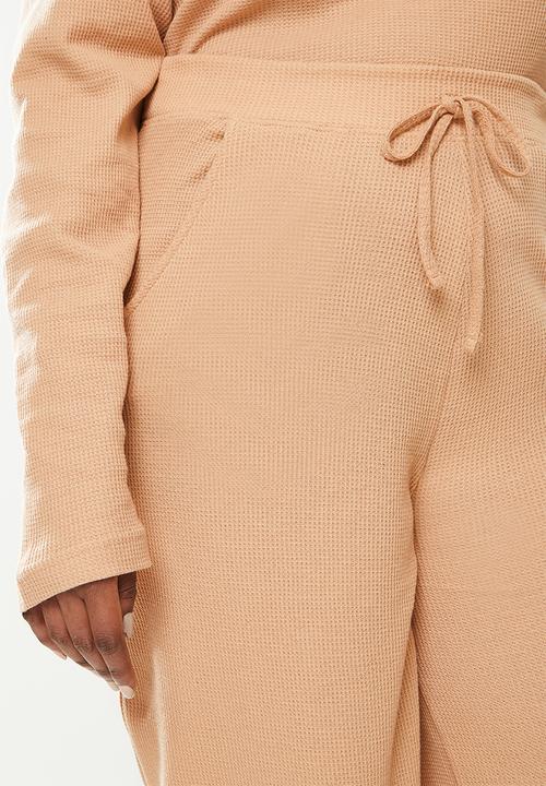 Missguided - Plus waffle loungewear set - tan