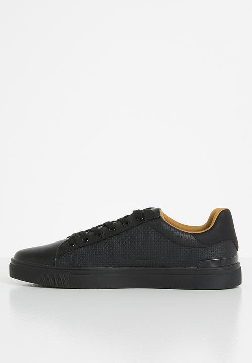 Call It Spring - Greggor - black
