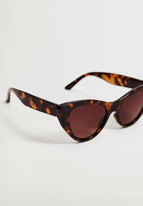 MANGO - Cat-eye sunglasses - chocolate