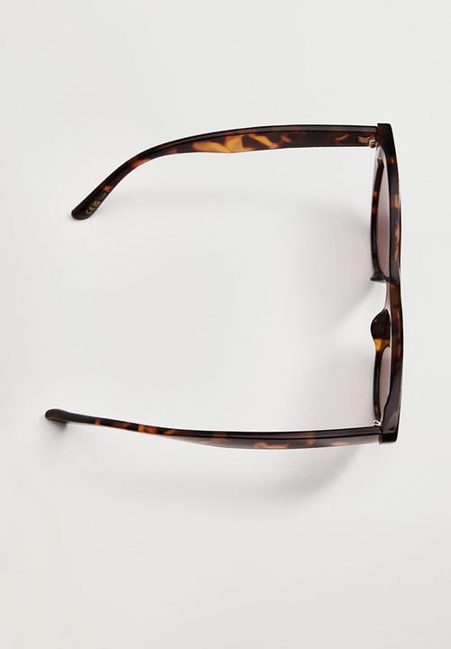 MANGO - Cat-eye sunglasses - chocolate