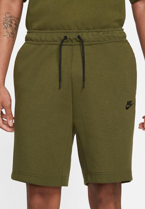 Nike - Nike sportswear tech fleece short - rough green