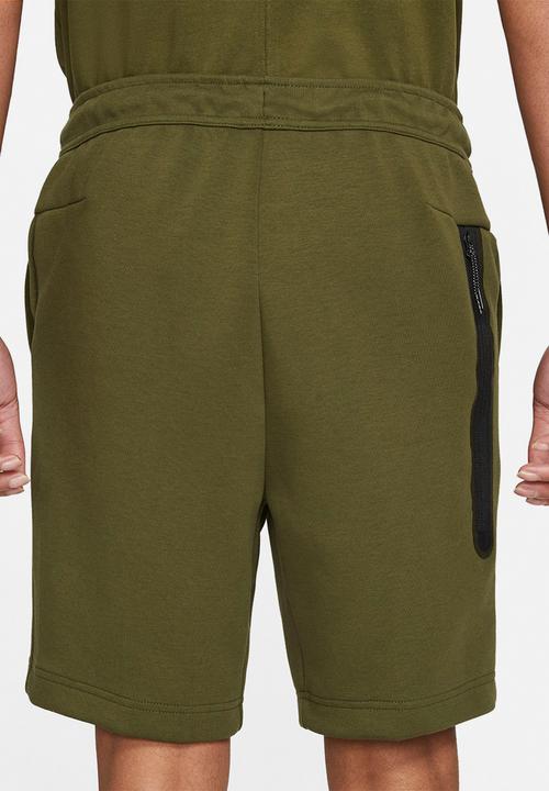 Nike - Nike sportswear tech fleece short - rough green