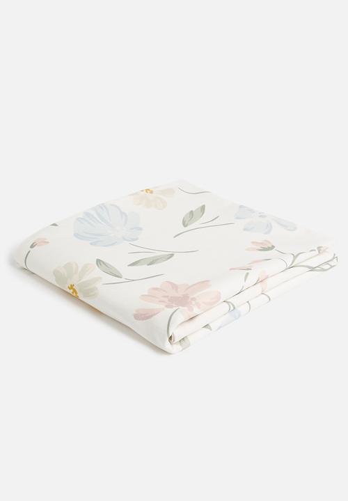 Sixth Floor - Sahara tablecloth - flowers