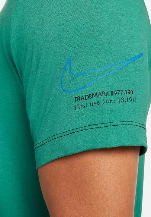Nike - Nsw tee swoosh 50 lbr - green noise
