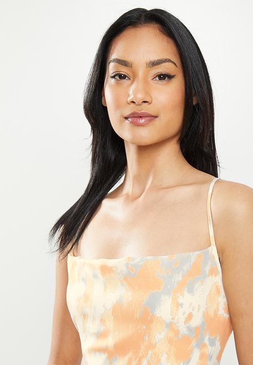 Missguided - Petite tie back cowl midaxi dress - white