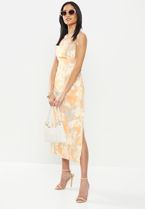 Missguided - Petite tie back cowl midaxi dress - white