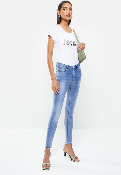 SISSY BOY - Costa rica: basic round neck, boxy, loose top - white