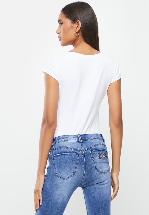 SISSY BOY - Juniper: basic round neck top with cap sleeves and bling logo - white