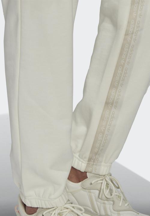 adidas Originals - R.Y.V. CUFFED SWEAT PANTS - off white