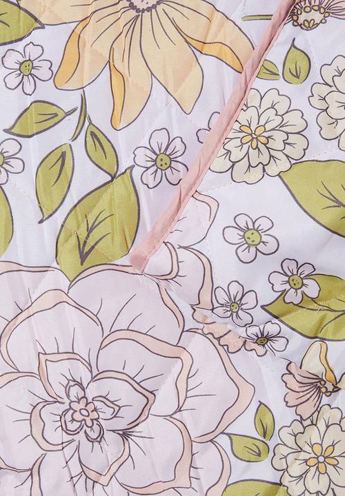 Rubi - Quilted picnic blanket - renee retro floral
