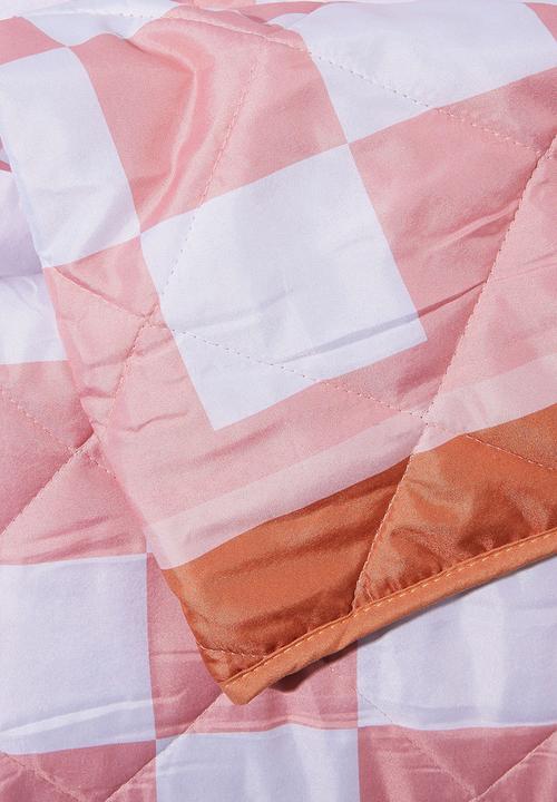 Rubi - Quilted picnic blanket - soft candy checkerboard