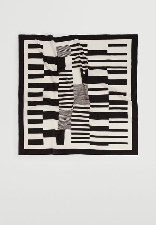 MANGO - Geometric printed foulard - black & white