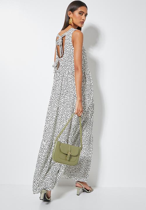 VELVET - Tiered maxi with open back - white & black 