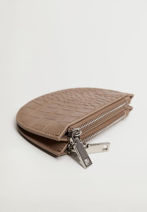 MANGO - Croc- effect zipper purse - medium brown