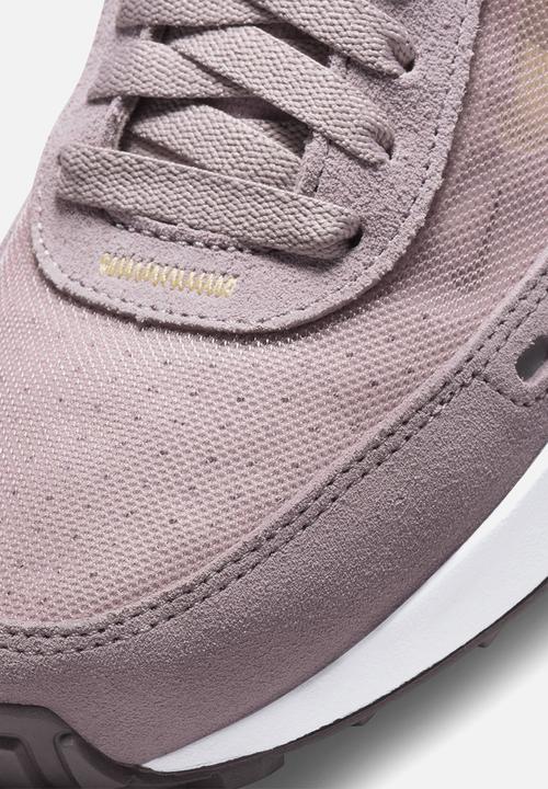 Nike - Nike waffle one - pink